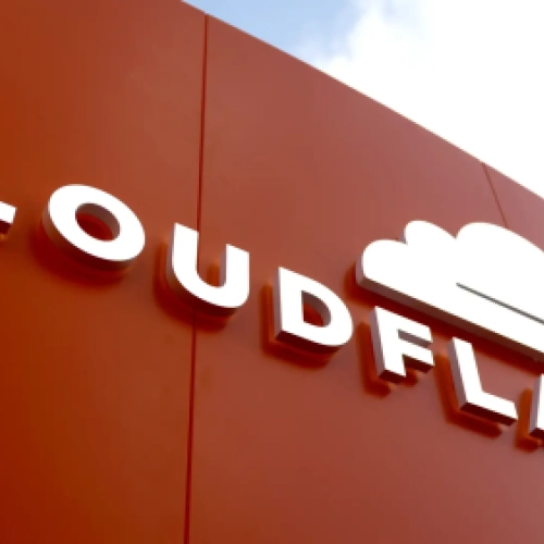 Cloudflare’ın 18 Kasım 2025 Küresel Kesintisi: İnterneti Nasıl Etkiledi, Nedenleri ve Çıkarımlar