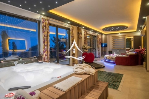 Aylık Haftalık Kiralık Havuzlu Villa 