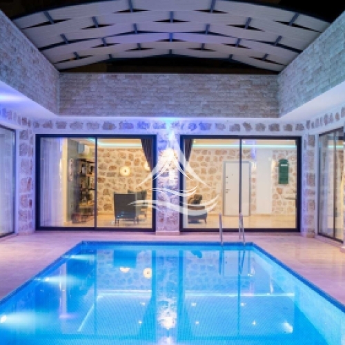 Isıtmalı Havuzlu Kiralık Villalar 2023