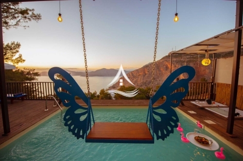 Kiralık Deniz Manzaralı Villalar