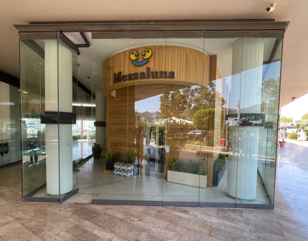 Mezzaluna Yalıkavak Marina